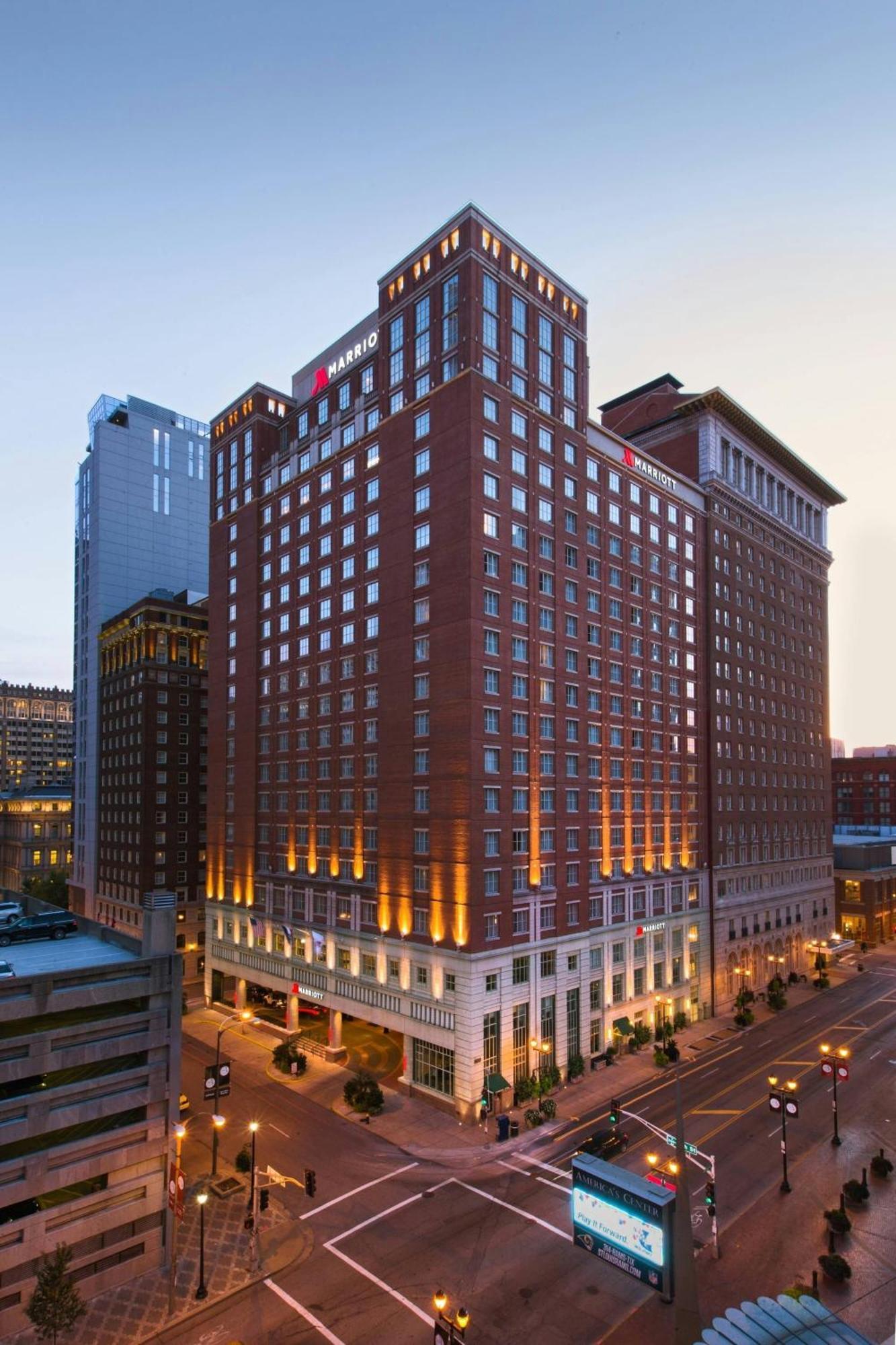 Hotel Marriott St. Louis Grand Exterior foto